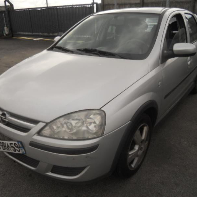 Aile avant droit OPEL CORSA C Photo n°2