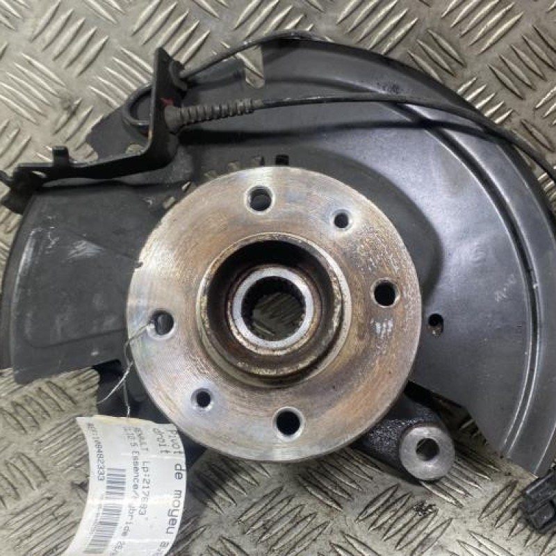Pivot de moyeu avant droit RENAULT CLIO 5 Photo n°1