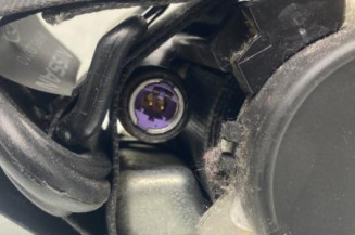 Pretensionneur de ceinture avant gauche NISSAN QASHQAI 1