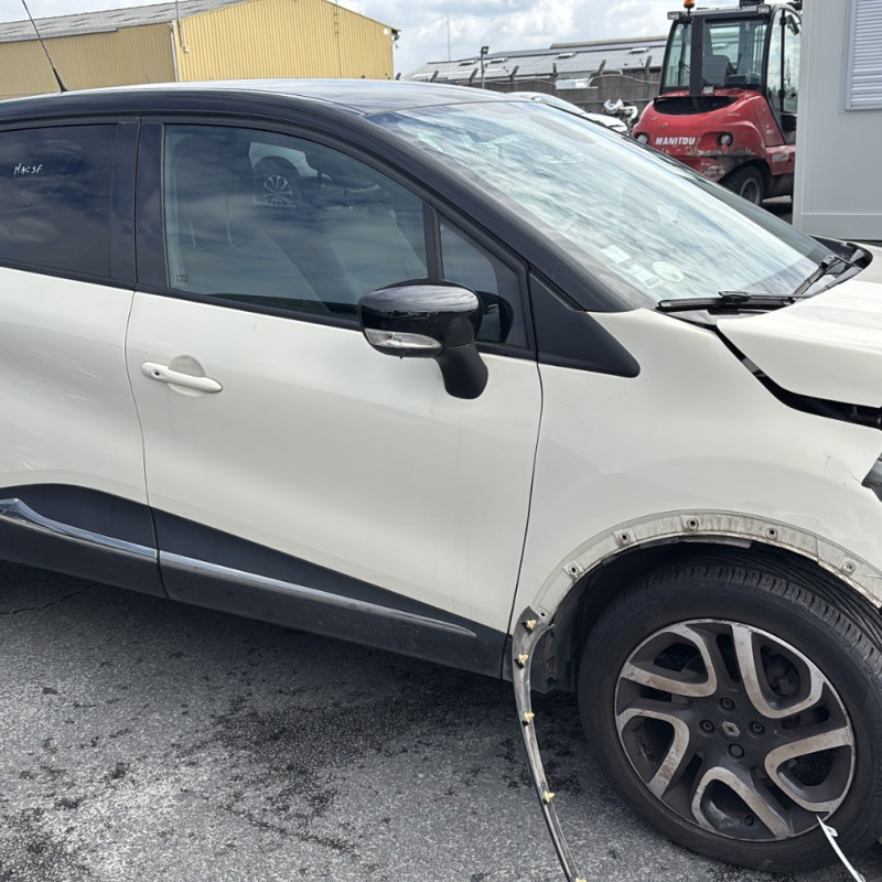 RENAULT CAPTUR 1 PHASE 1 1.5 DCI - 8V TURBO Photo n°8