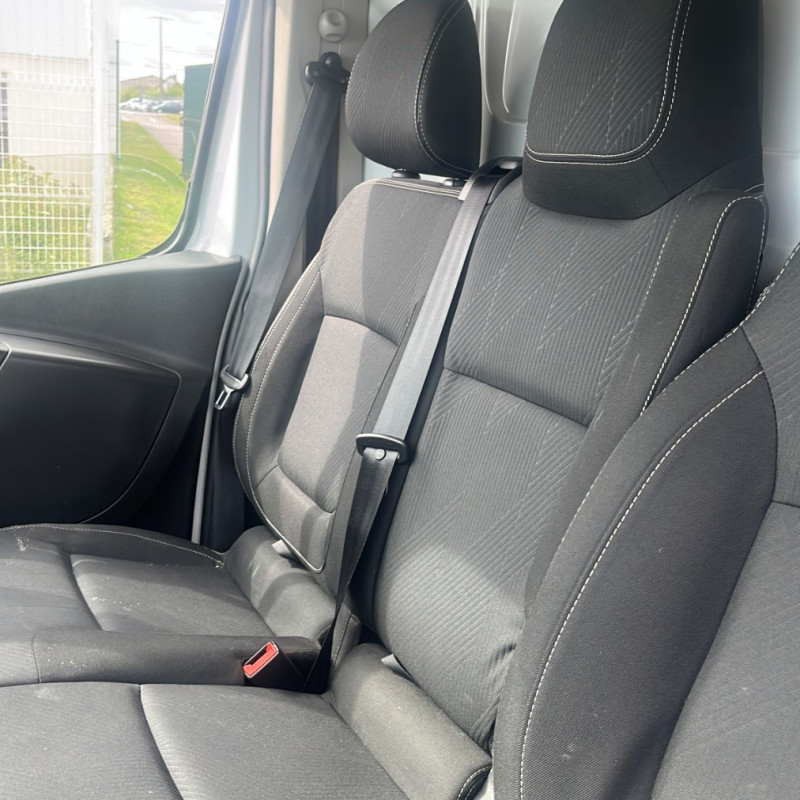 RENAULT TRAFIC 3 COURT PHASE 2 2.0 BLUE DCI - 16V TURBO Photo n°7