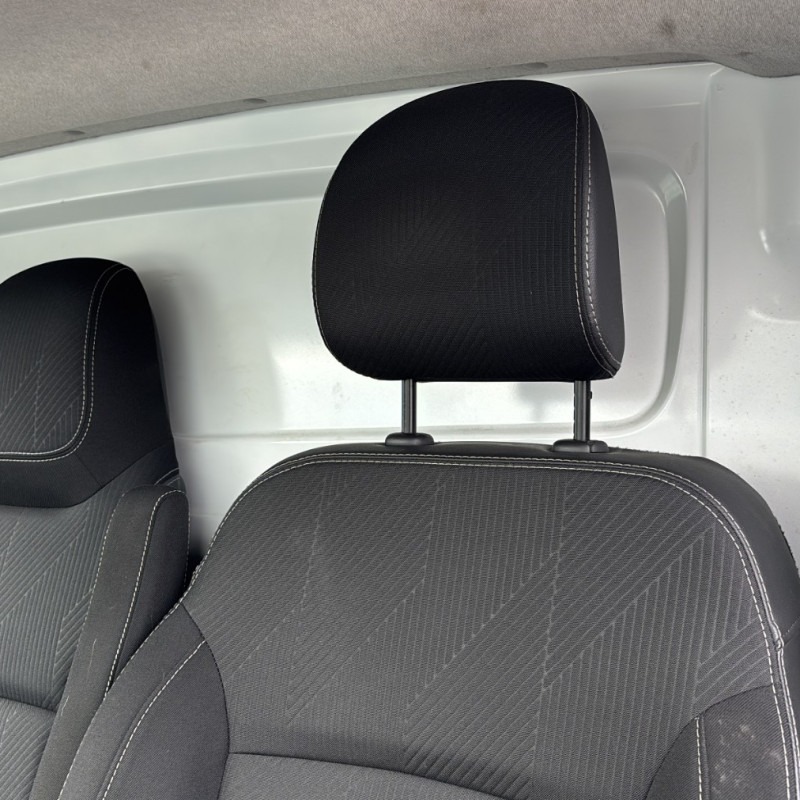 RENAULT TRAFIC 3 COURT PHASE 2 2.0 BLUE DCI - 16V TURBO Photo n°25