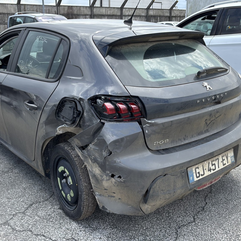 PEUGEOT 208 2 1.5 BLUE HDI - 16V TURBO Photo n°15