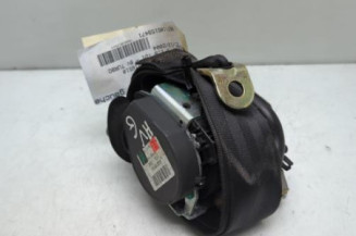 Pretensionneur de ceinture avant gauche VOLKSWAGEN GOLF 5