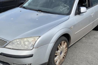 Pretensionneur de ceinture avant gauche FORD MONDEO 2