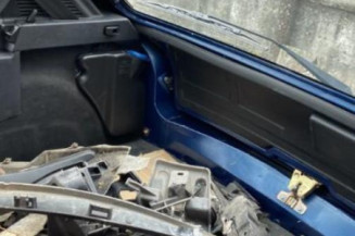 Etrier avant droit (freinage) PEUGEOT 205