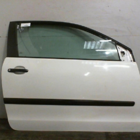 Porte avant droit VOLKSWAGEN POLO 4 Photo n°1