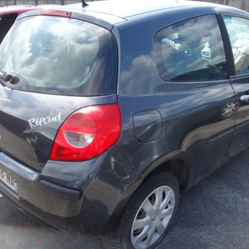 Renfort pare choc arriere (traverse) RENAULT CLIO 3 Photo n°5