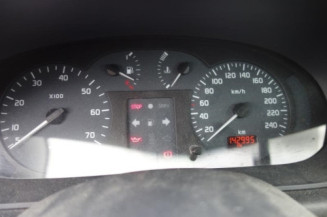 Porte avant droit RENAULT MEGANE 1
