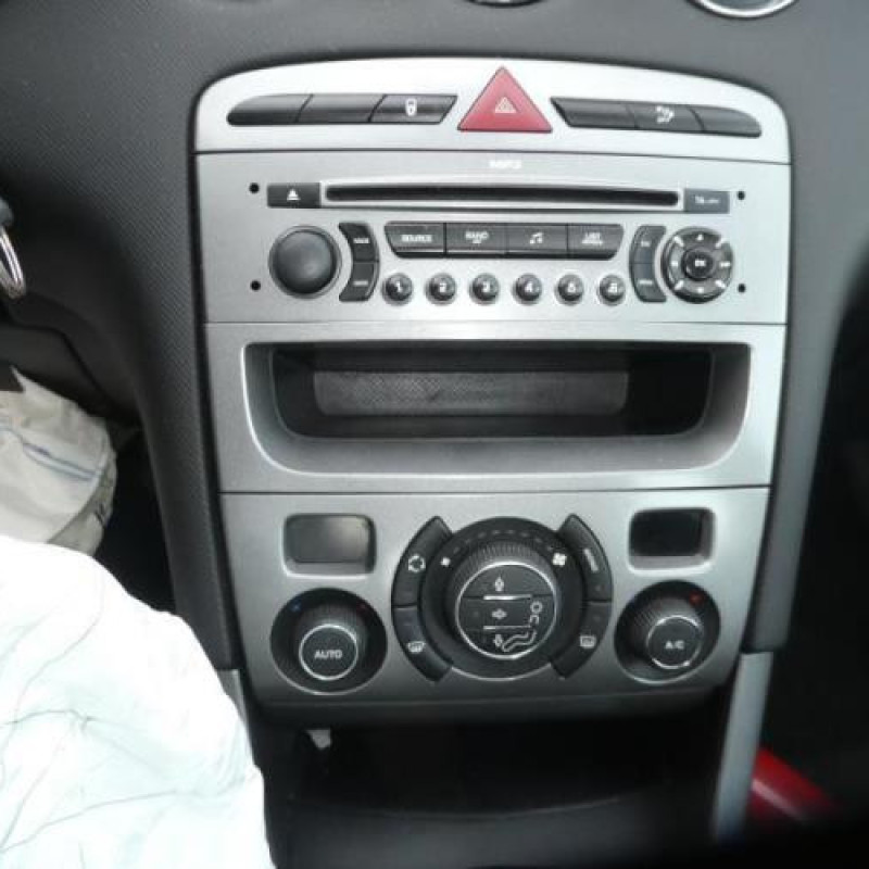 Porte avant droit PEUGEOT 308 1 Photo n°13