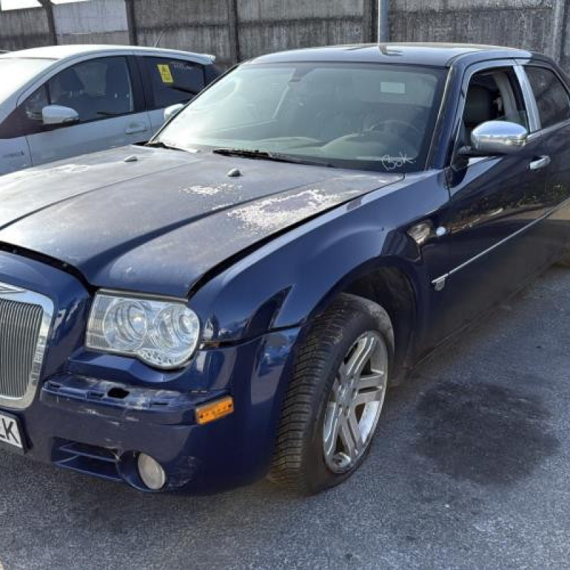 Porte avant gauche CHRYSLER 300C Photo n°9
