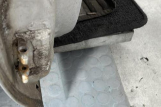 Porte avant droit RENAULT CLIO 1