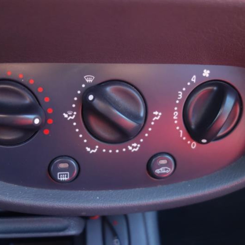 Renfort pare choc avant (traverse) RENAULT CLIO 2 Photo n°8