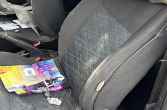 Aile avant droit RENAULT CLIO 3