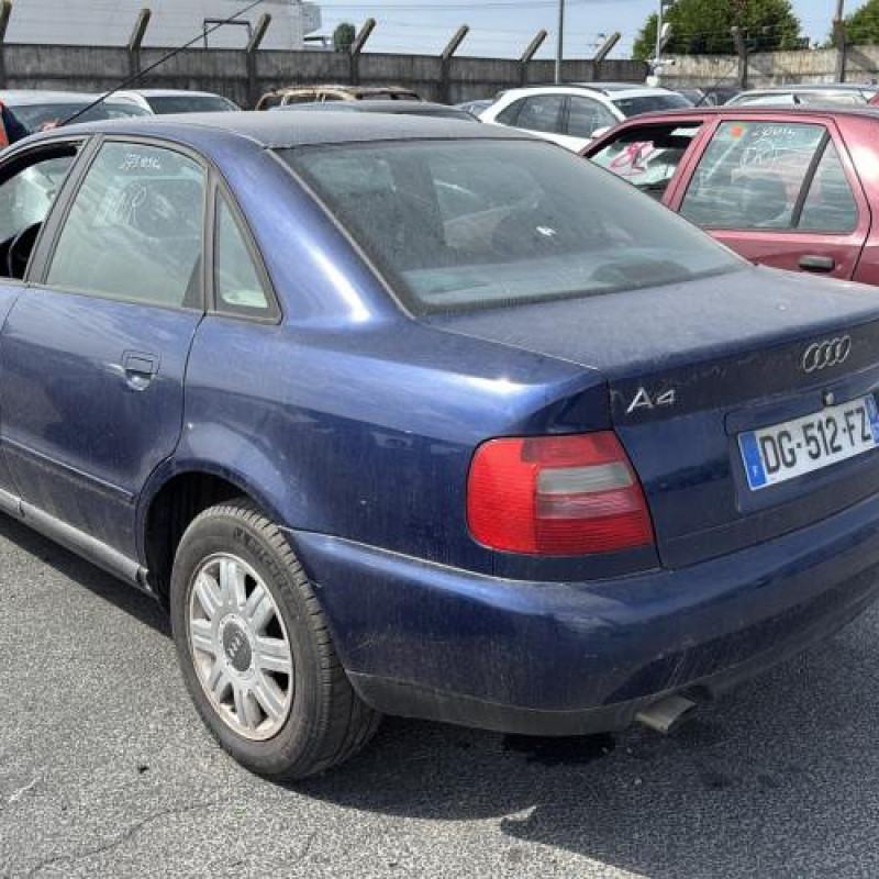 Aile avant droit AUDI A4 1 Photo n°9