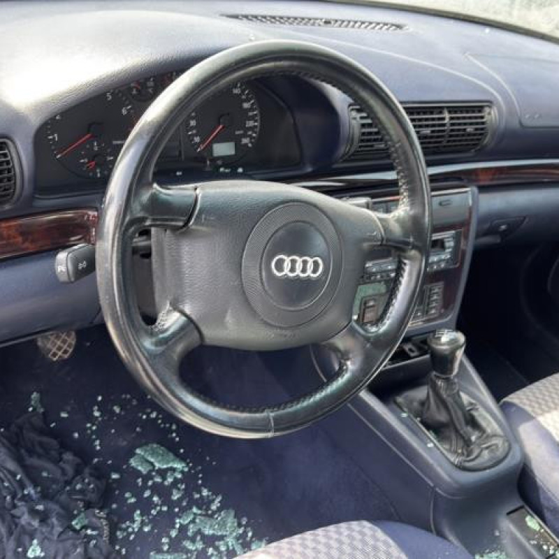 Aile avant droit AUDI A4 1 Photo n°15