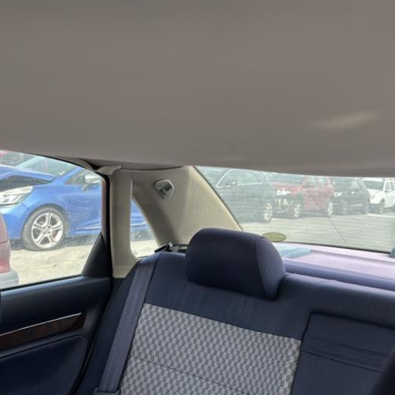 Aile avant droit AUDI A4 1 Photo n°16