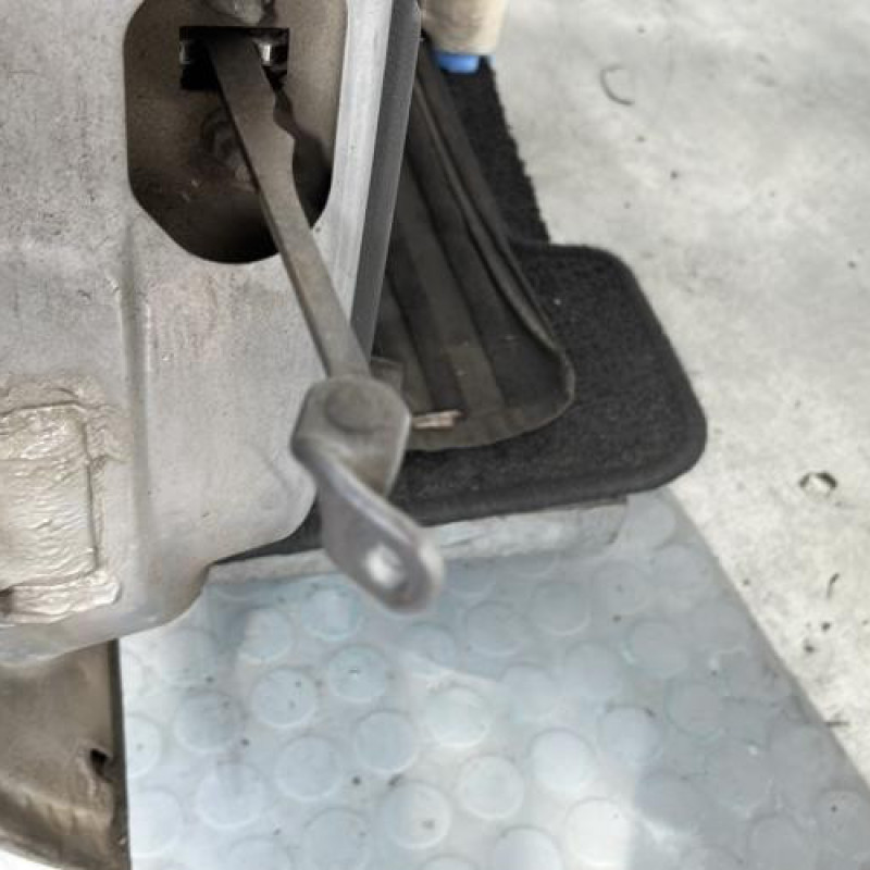 Porte arriere droit RENAULT CLIO 1 Photo n°6