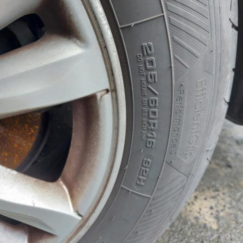 Traverse superieure CHEVROLET CRUZE Photo n°13
