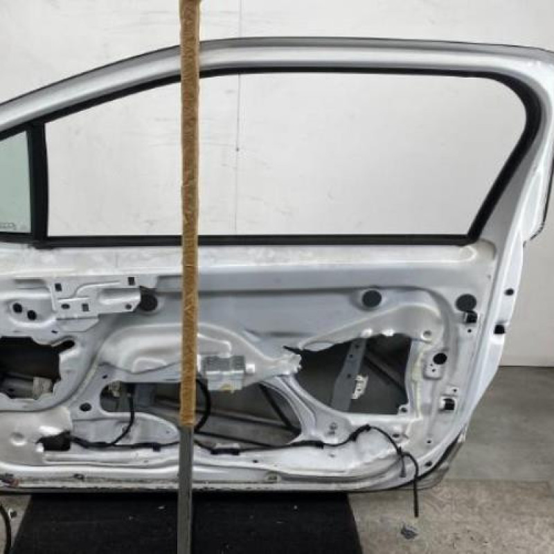 Porte avant droit CITROEN DS3 Photo n°5