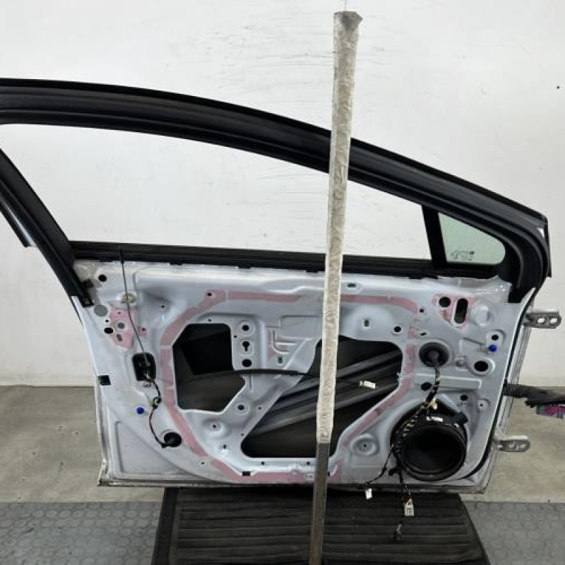 Porte avant gauche OPEL ASTRA K Photo n°7