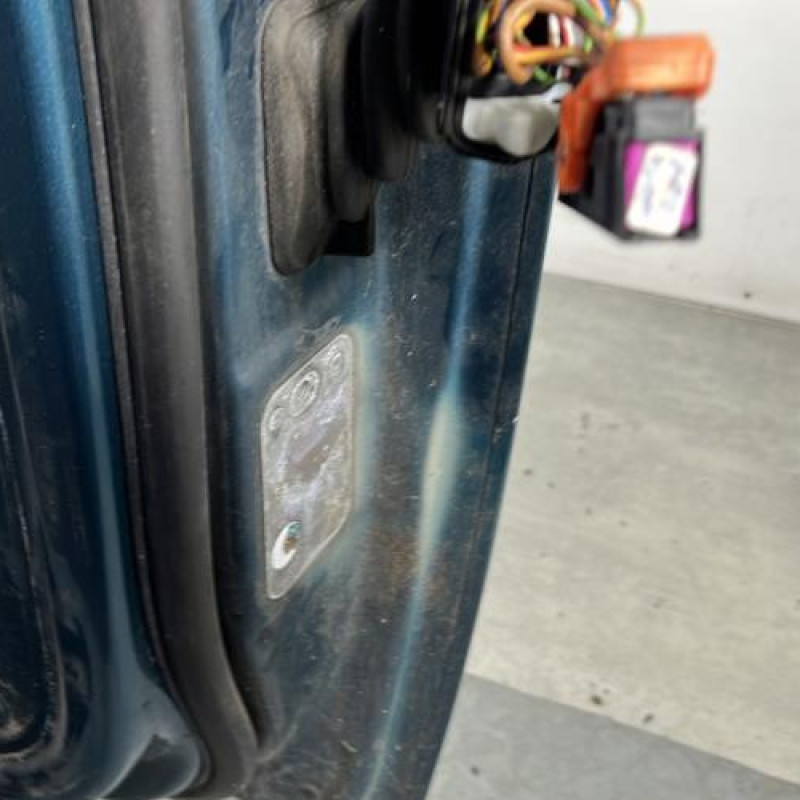 Porte avant gauche VOLKSWAGEN TOURAN 1 Photo n°3