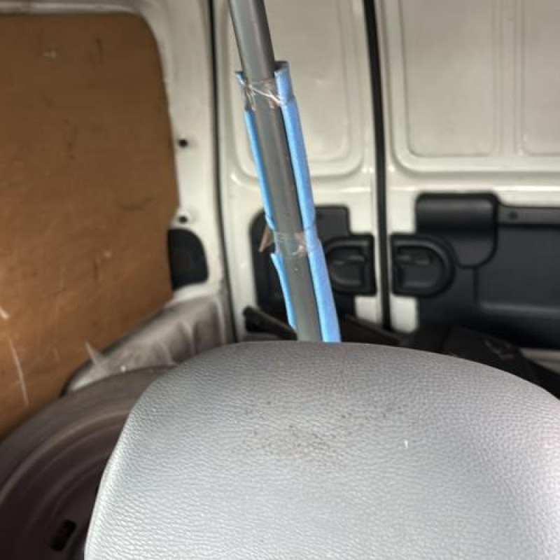Porte avant droit RENAULT KANGOO 1 Photo n°18