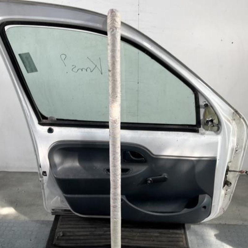 Porte avant gauche RENAULT KANGOO 1 Photo n°8