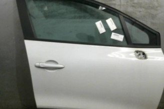 Porte avant droit RENAULT CLIO 4 Photo n°1