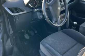 Aile avant gauche PEUGEOT 207