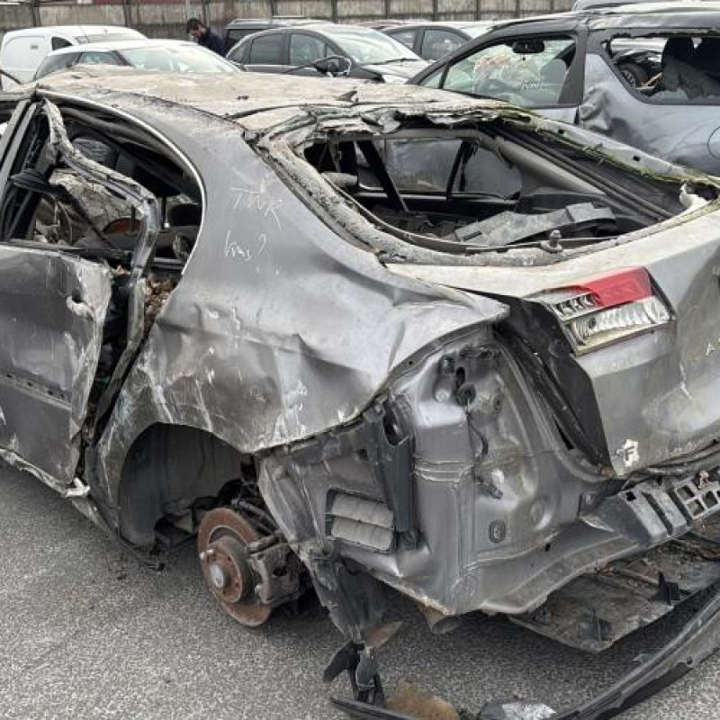 Feu arriere principal droit (feux) RENAULT LAGUNA 3 Photo n°8