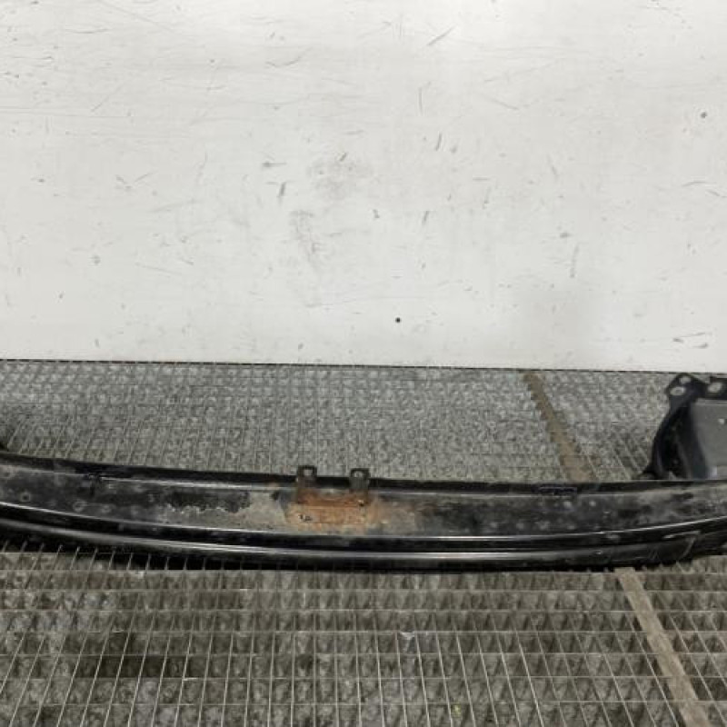 Renfort pare choc avant (traverse) VOLKSWAGEN GOLF 5 Photo n°4