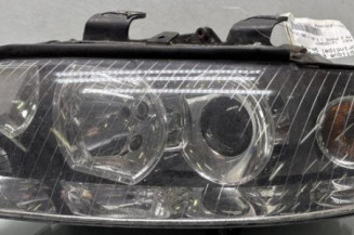 Optique avant principal gauche (feux)(phare) AUDI A4 2