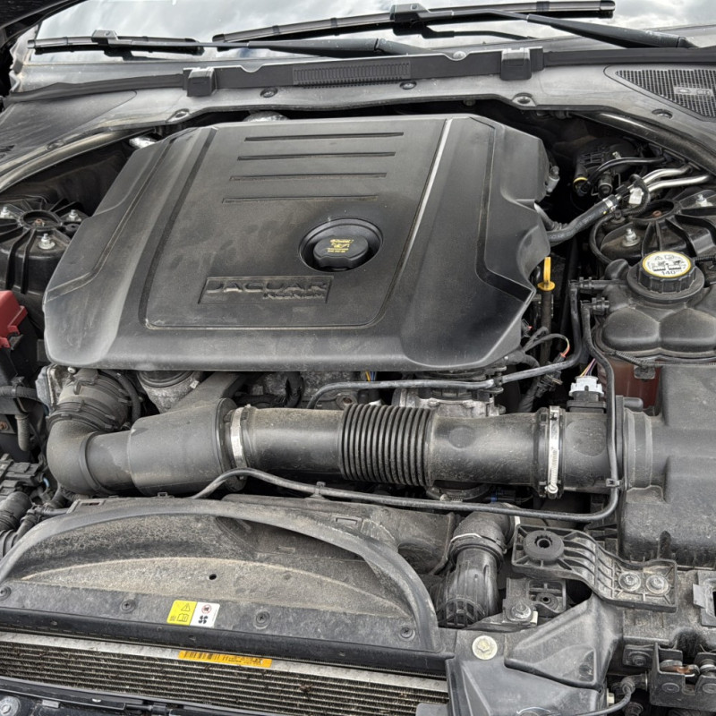 JAGUAR XE 2.0D - 16V TURBO Photo n°13