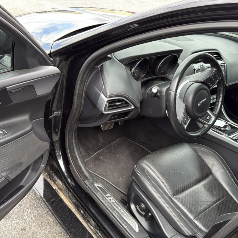 JAGUAR XE 2.0D - 16V TURBO Photo n°14