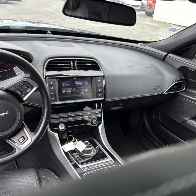 JAGUAR XE 2.0D - 16V TURBO Photo n°17