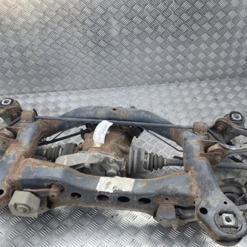 Essieu arriere BMW SERIE 3 E91 Photo n°1