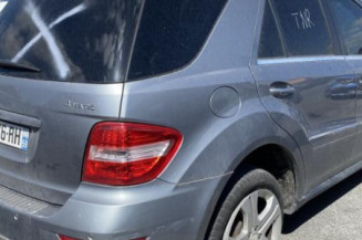 Pretensionneur de ceinture avant droit MERCEDES CLASSE M 164