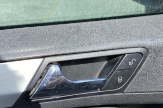Pretensionneur de ceinture avant droit MERCEDES CLASSE M 164
