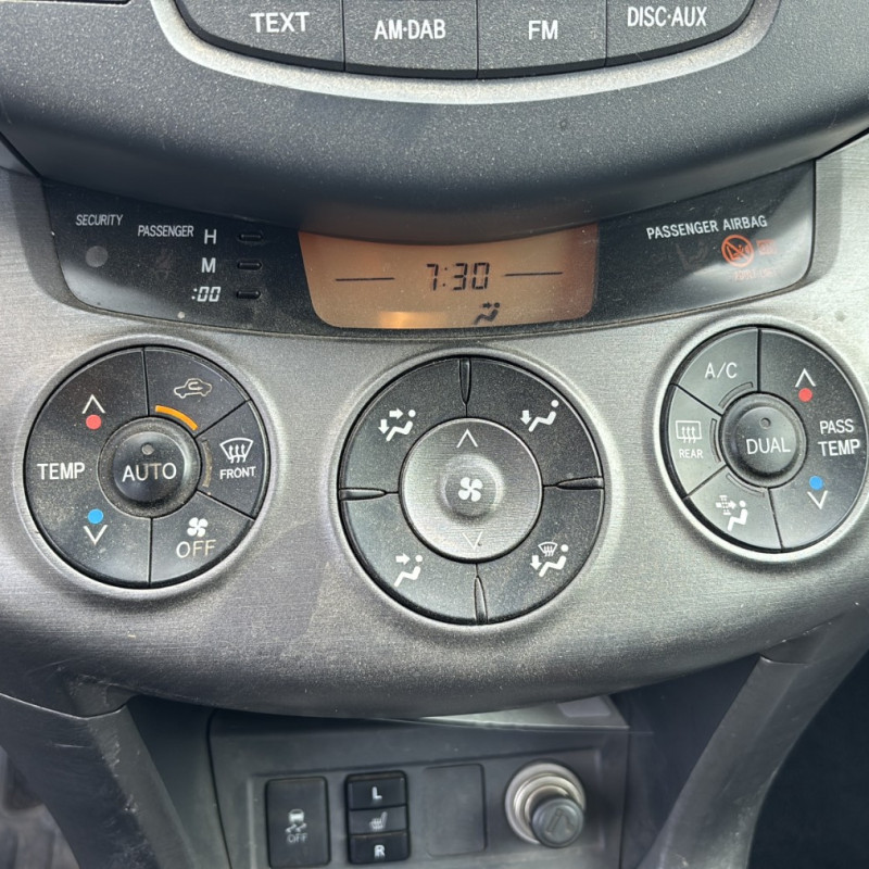 TOYOTA RAV4 3 PHASE 3 2.2 D4D - 16V TURBO 4X4 Photo n°26