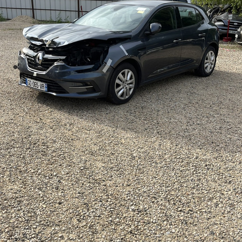 RENAULT MEGANE 4 PHASE 2 1.3i - 16V TURBO TCE 140 HYBRID E-TECH Photo n°1