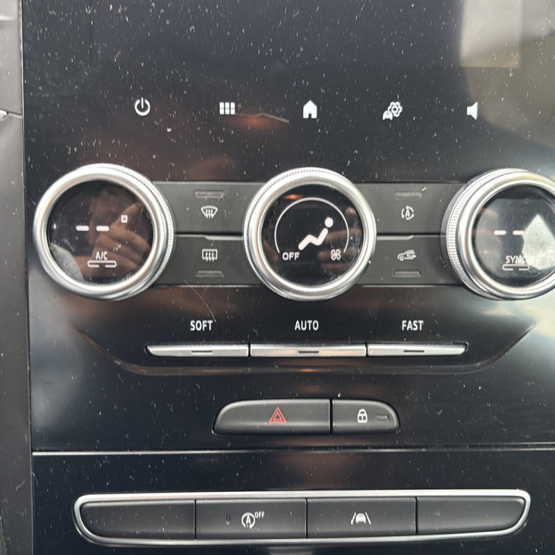 RENAULT MEGANE 4 PHASE 2 1.3i - 16V TURBO TCE 140 HYBRID E-TECH Photo n°29