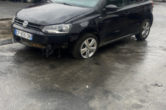 VOLKSWAGEN POLO 5 PHASE 1 1.6 TDI - 16V TURBO Photo n°1