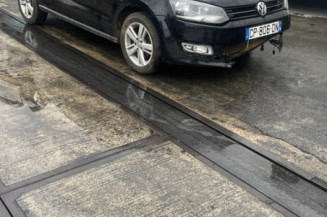 VOLKSWAGEN POLO 5 PHASE 1 1.6 TDI - 16V TURBO