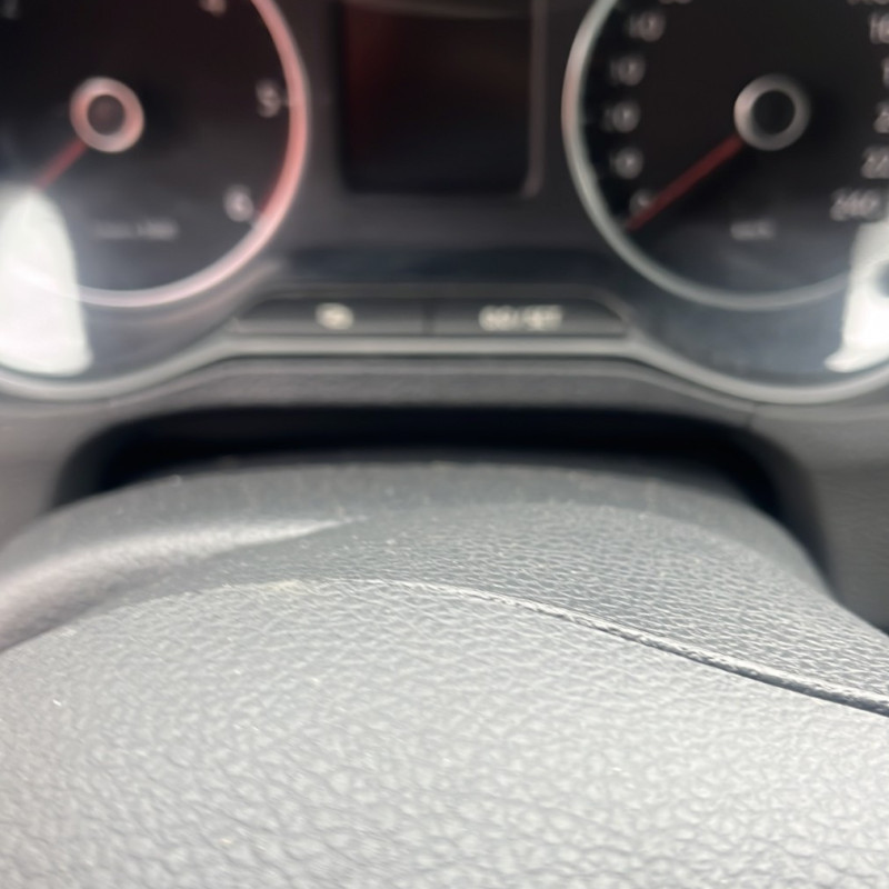 VOLKSWAGEN POLO 5 PHASE 1 1.6 TDI - 16V TURBO Photo n°10