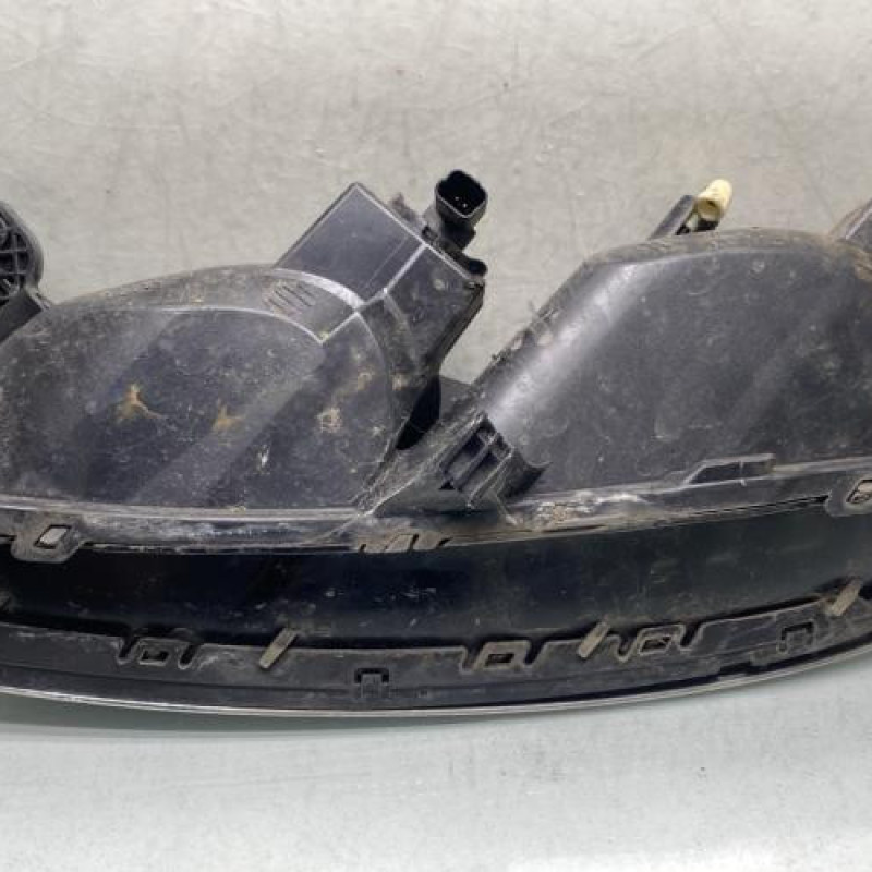 Feu diurne avant droit CITROEN C3 3 Photo n°4