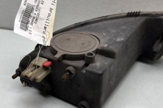 Anti brouillard droit (feux) CHRYSLER GRAND VOYAGER 4