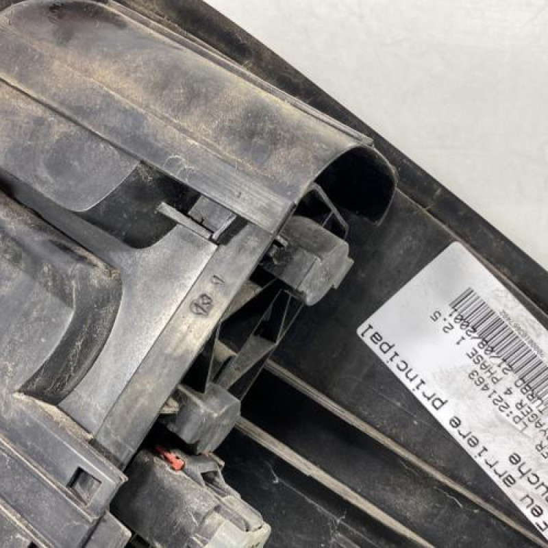 Feu arriere principal gauche (feux) CHRYSLER GRAND VOYAGER 4 Photo n°3