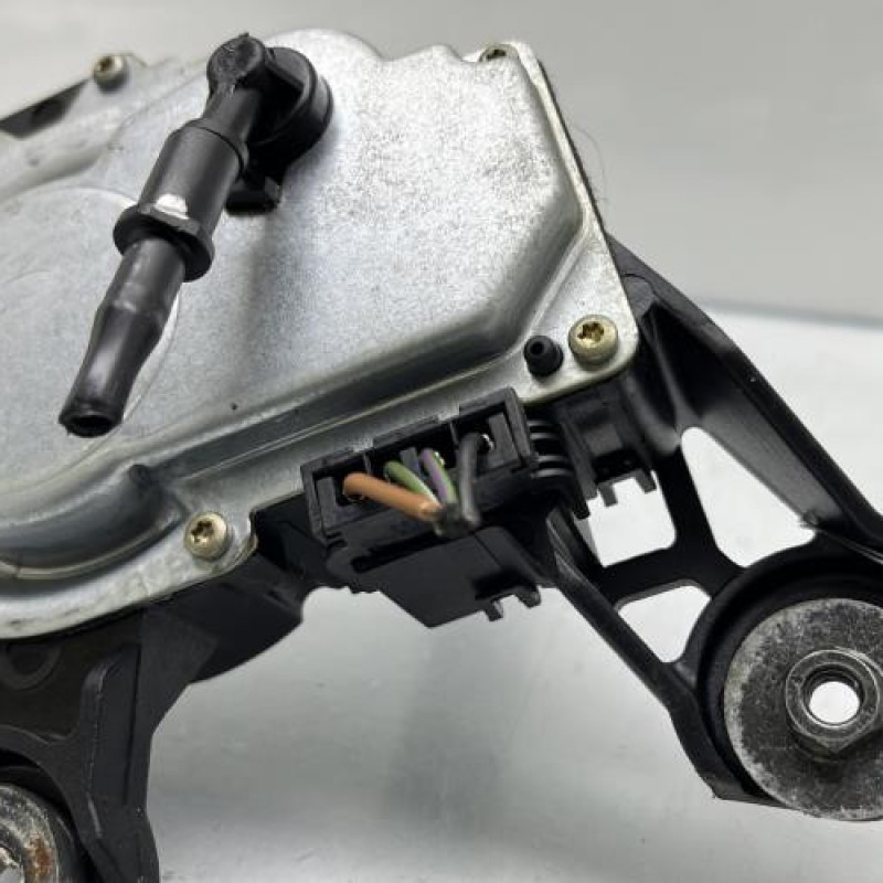 Moteur essuie glace arriere VOLKSWAGEN POLO 4 Photo n°4