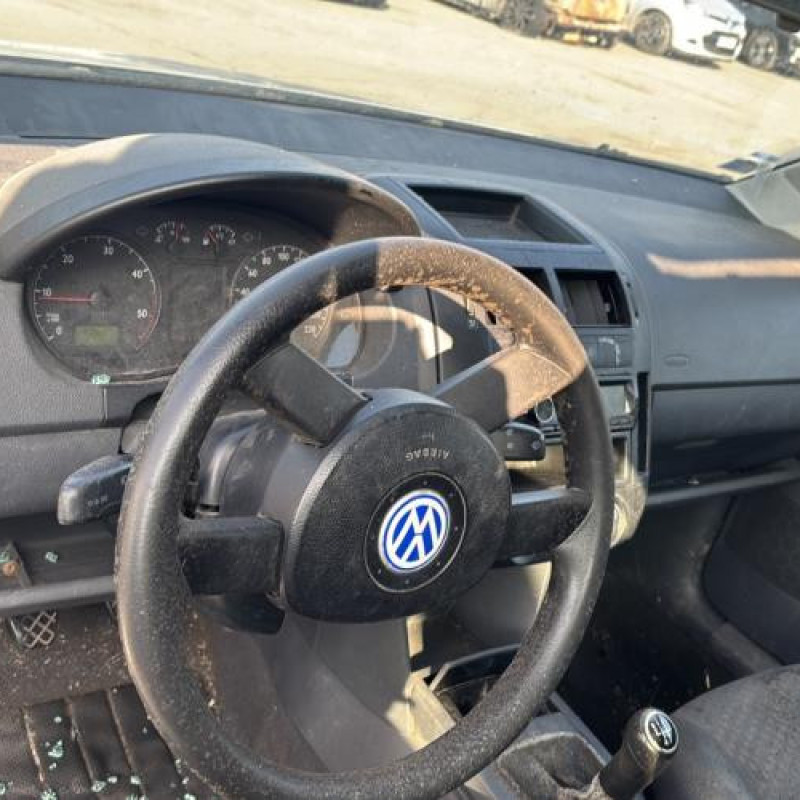 Moteur essuie glace arriere VOLKSWAGEN POLO 4 Photo n°16
